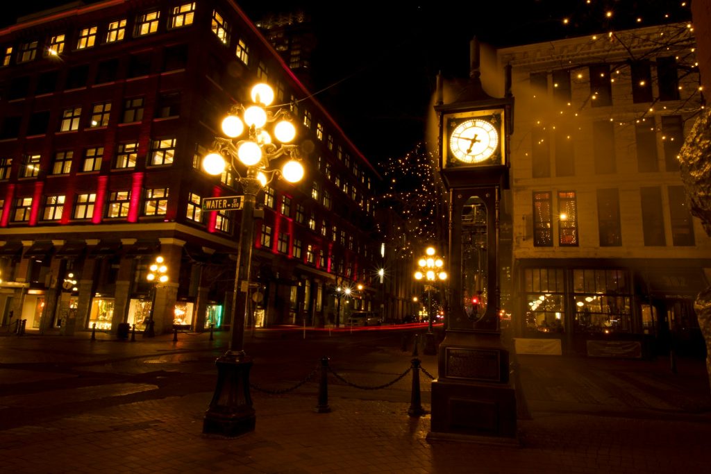 Vancouver’s Winter Wonders: A 3-Day Whirlwind Limo Tour