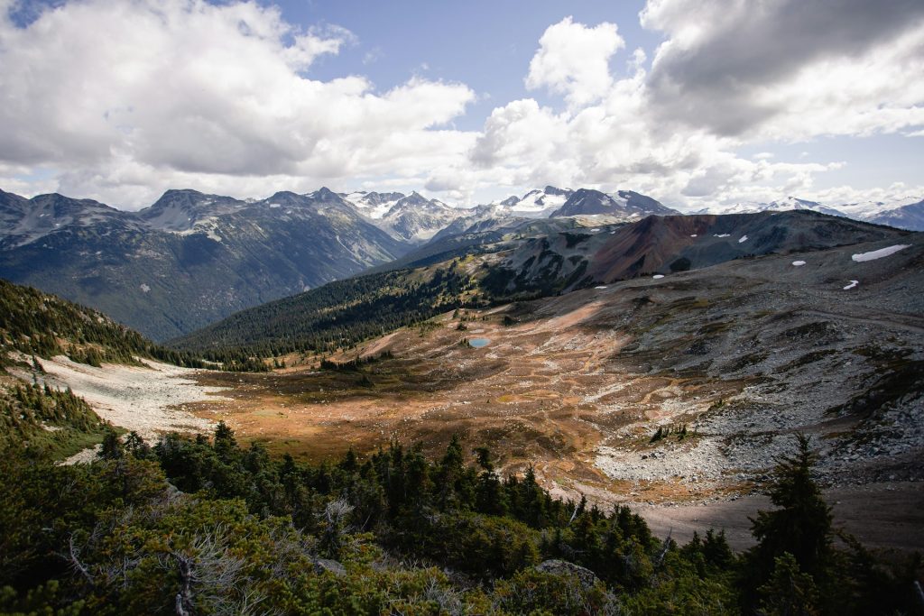 Luxury on the Sea to Sky: Essential Tips for Booking Your Whistler Limo Experience